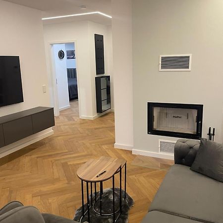 Neubau Apartment Mit Kamin Und Terrasse In Premium Lage Parkplatz Inklusive Bielefeld Eksteriør bilde