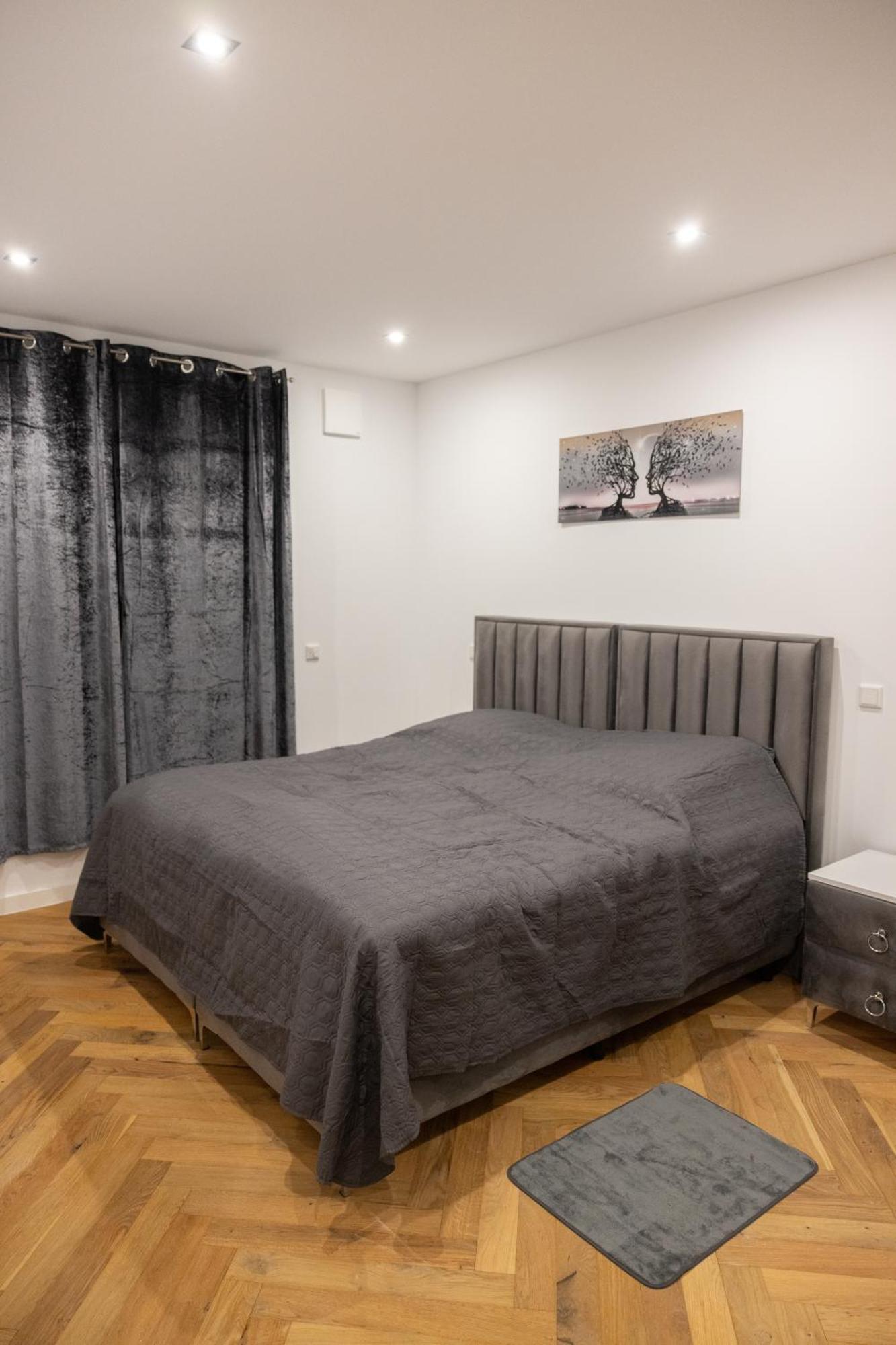 Neubau Apartment Mit Kamin Und Terrasse In Premium Lage Parkplatz Inklusive Bielefeld Eksteriør bilde