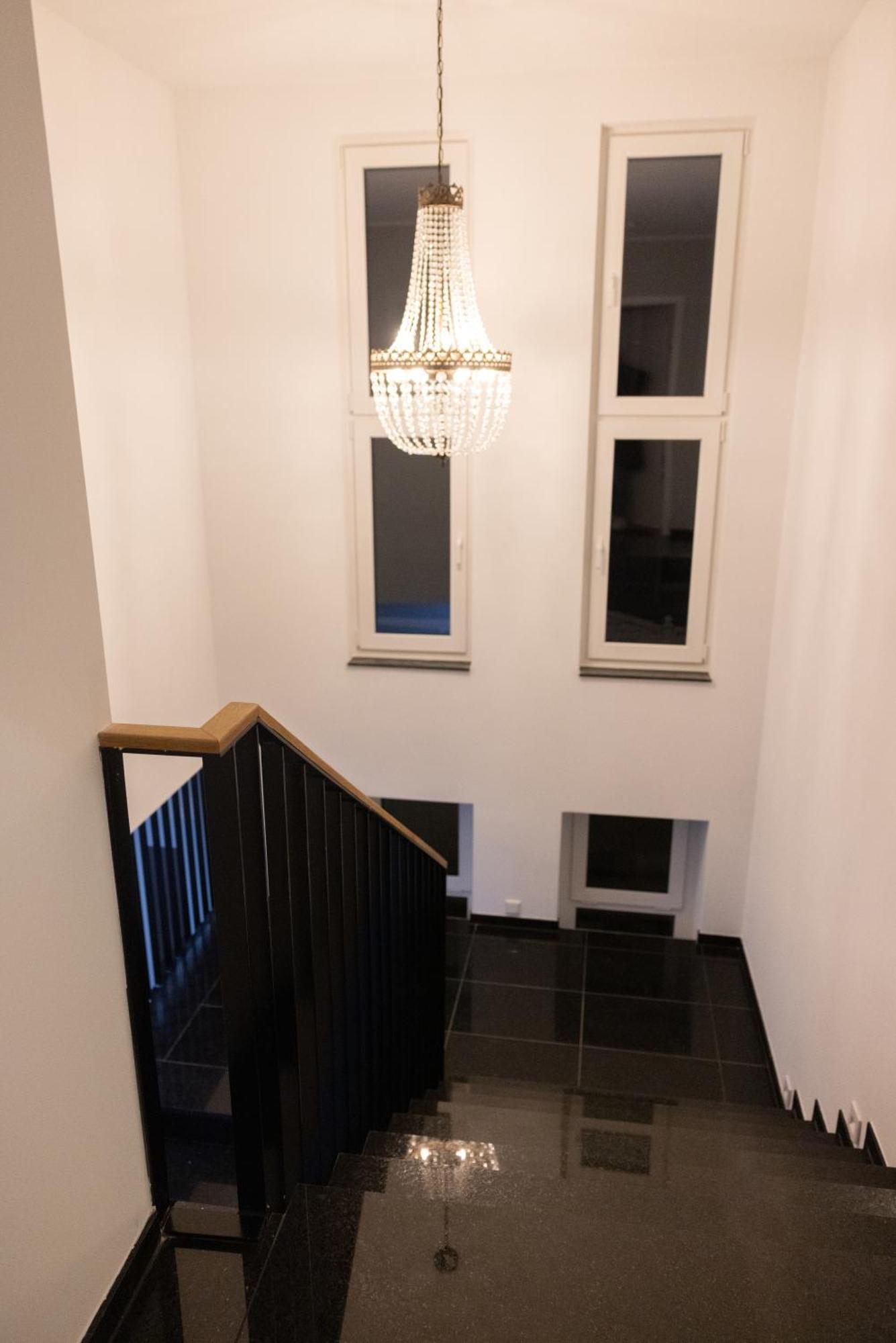 Neubau Apartment Mit Kamin Und Terrasse In Premium Lage Parkplatz Inklusive Bielefeld Eksteriør bilde
